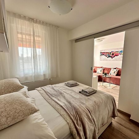 City Break Apartment - Private Garage, Ac, Balcony Budapest Exterior photo